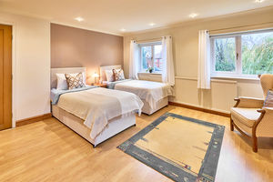 Photo 29- click for photo gallery